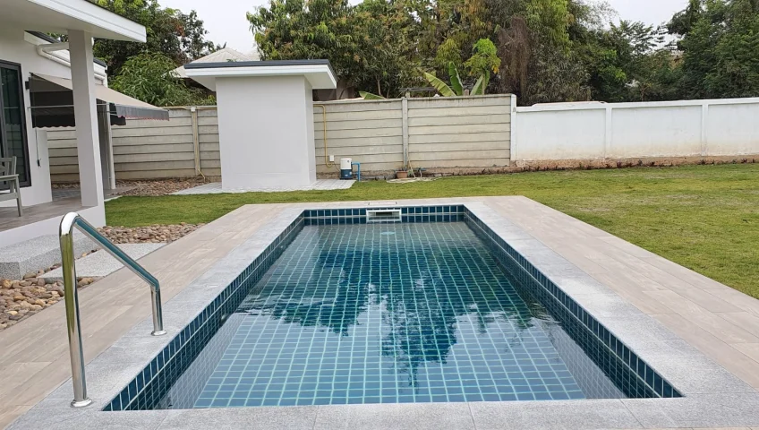 Home Image 02